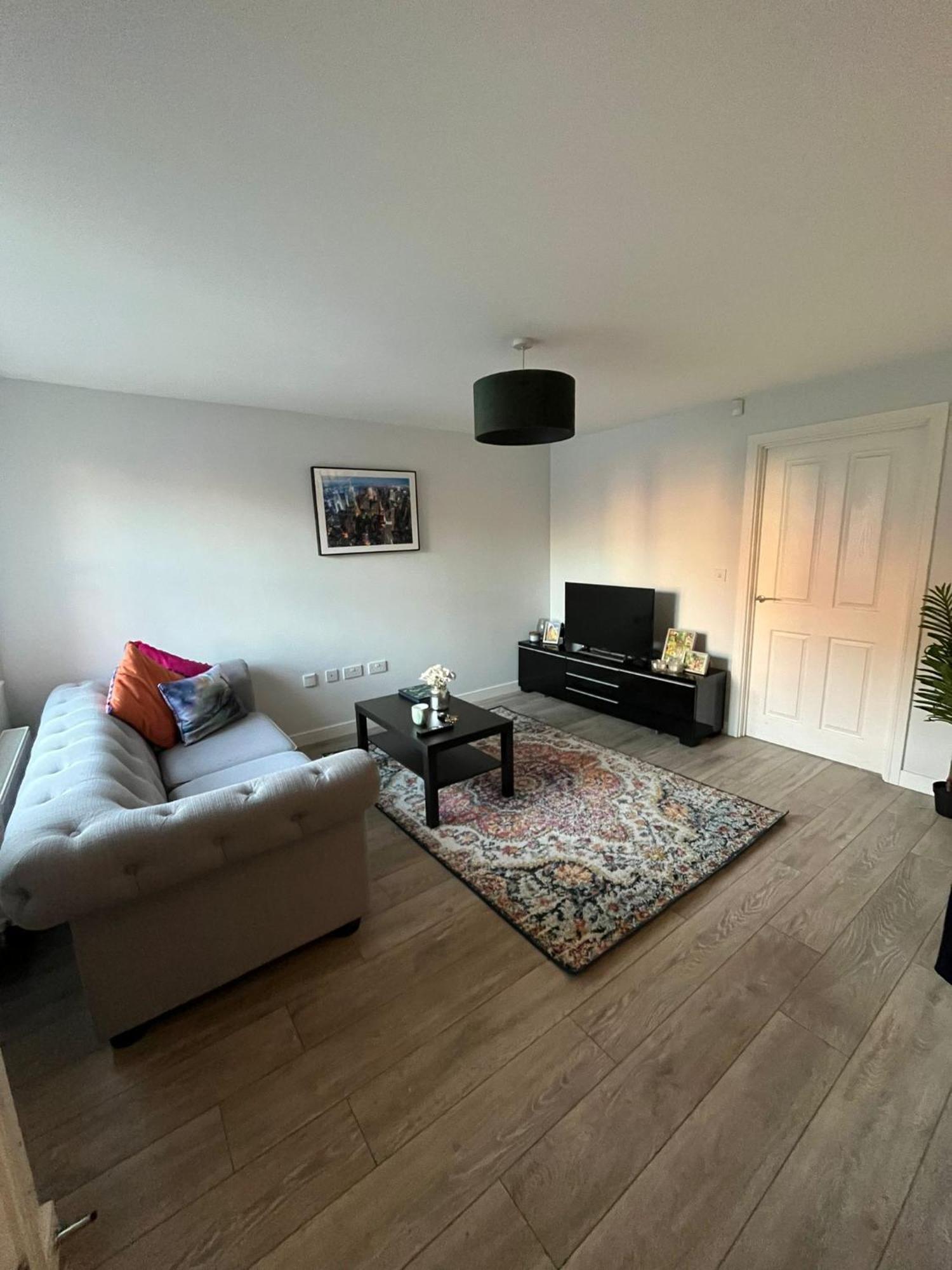 Holiday home Modern 3 Bed Semi-detached