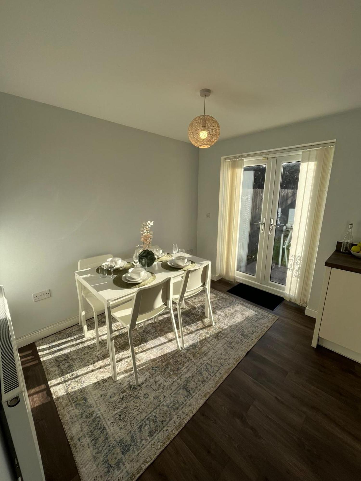 Modern 3 Bed Semi-detached Holiday home *