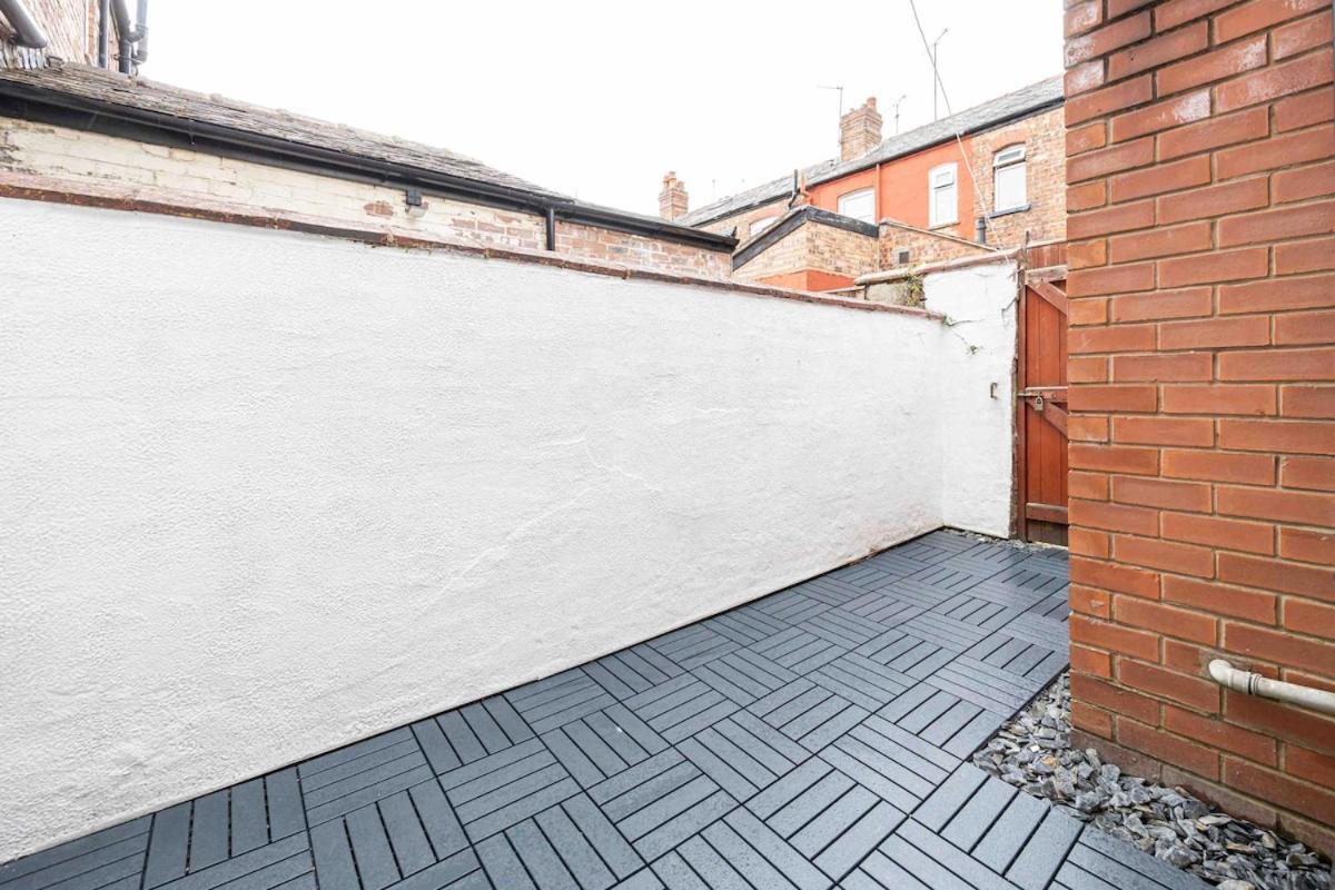 Spacious & Cozy In Salford Holiday home Manchester