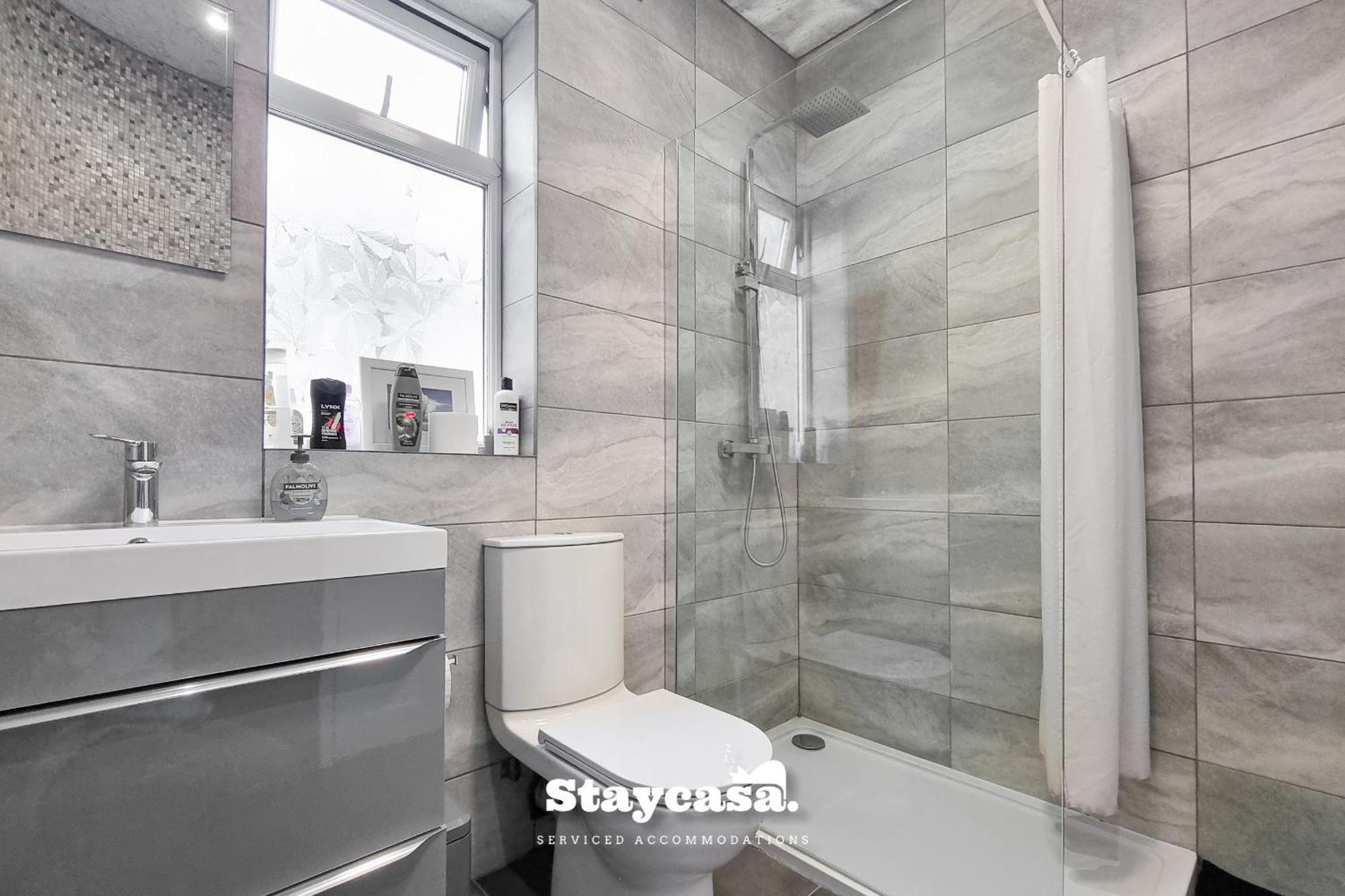 Holiday home Cowesby Co-living - Private Self-cater *