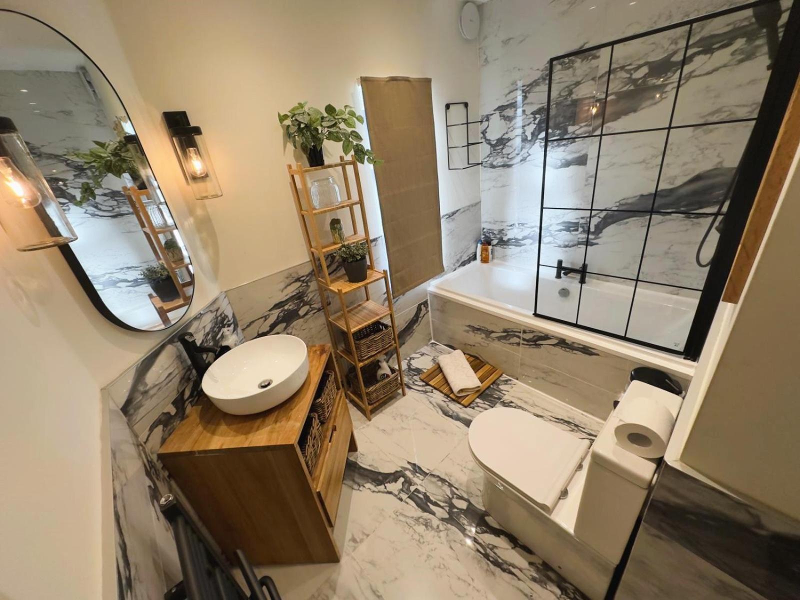 Holiday home Littleton Co-Living - Private Room Self-Cater Manchester