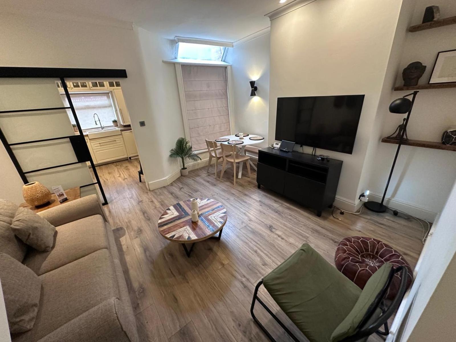 Littleton Co-Living - Private Room Self-Cater *