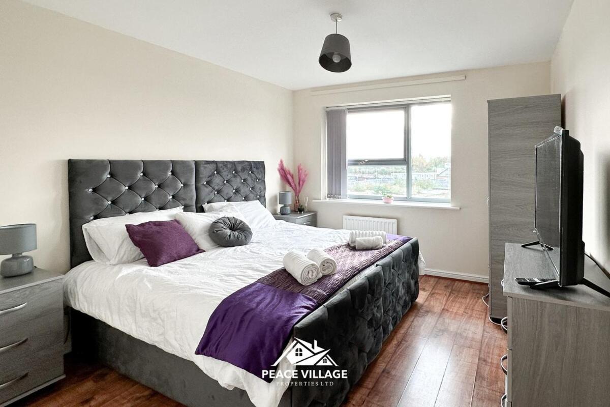 Gateway 5min To Centre W Parking Holiday home