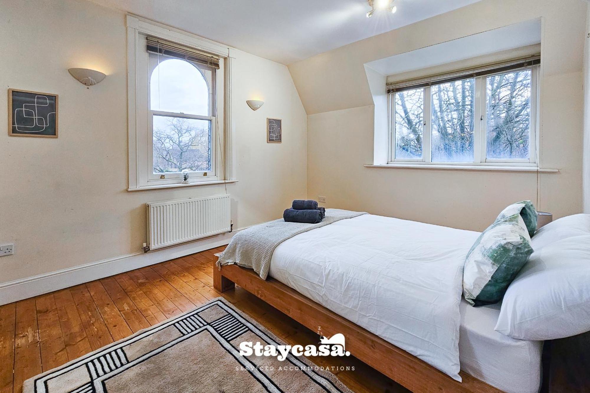 Carlton Co-Living - Private Room Self-Cater *