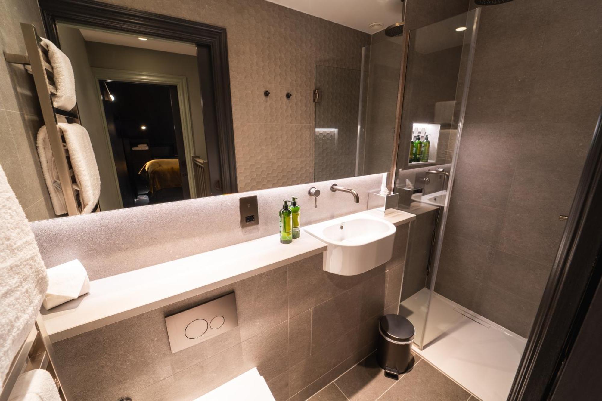 Hotel Forty Seven Manchester, Worldhotels Crafted Manchester