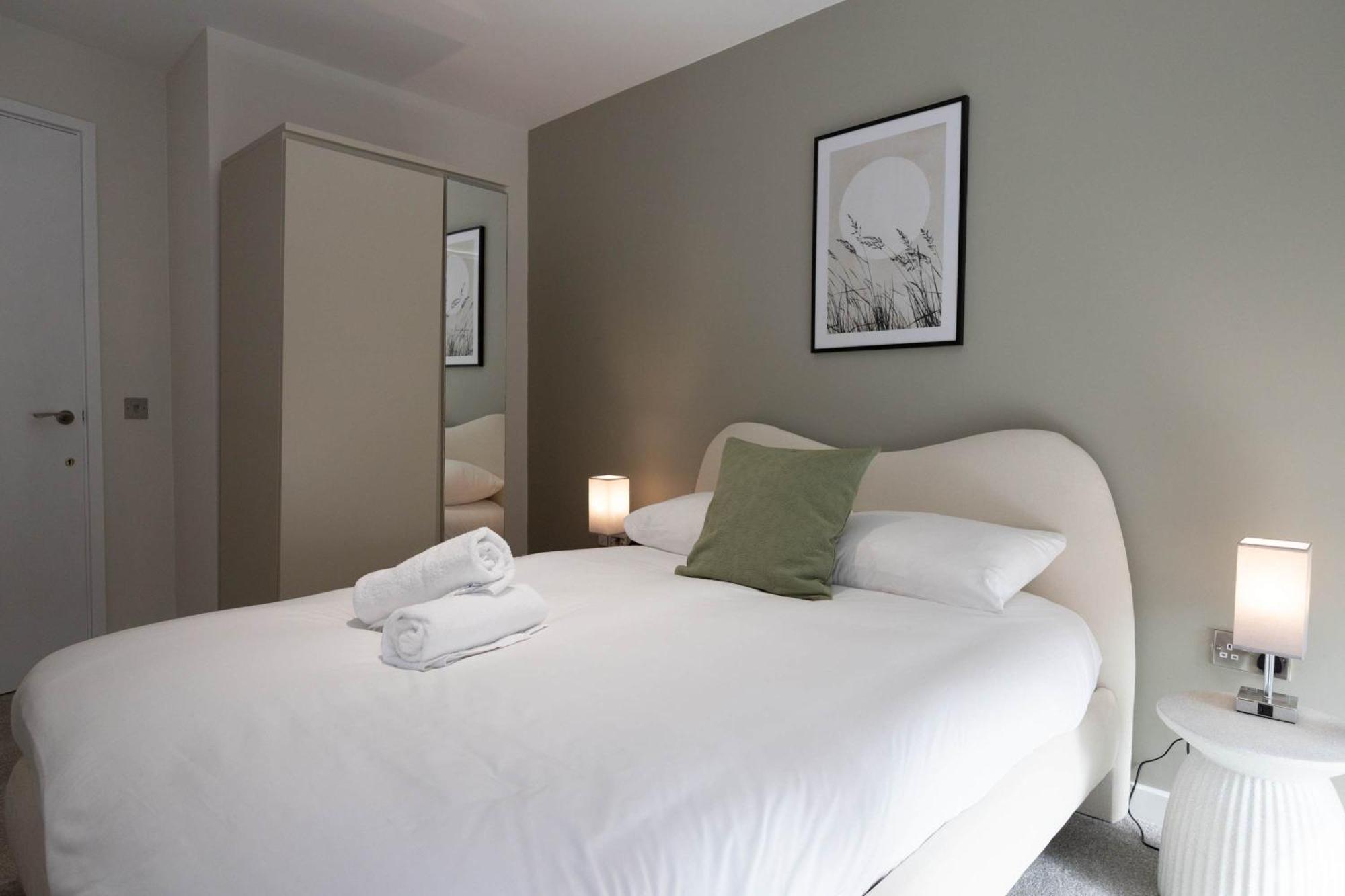 Apartment 2 Bed Flat Free Parking By Superhost Manchester