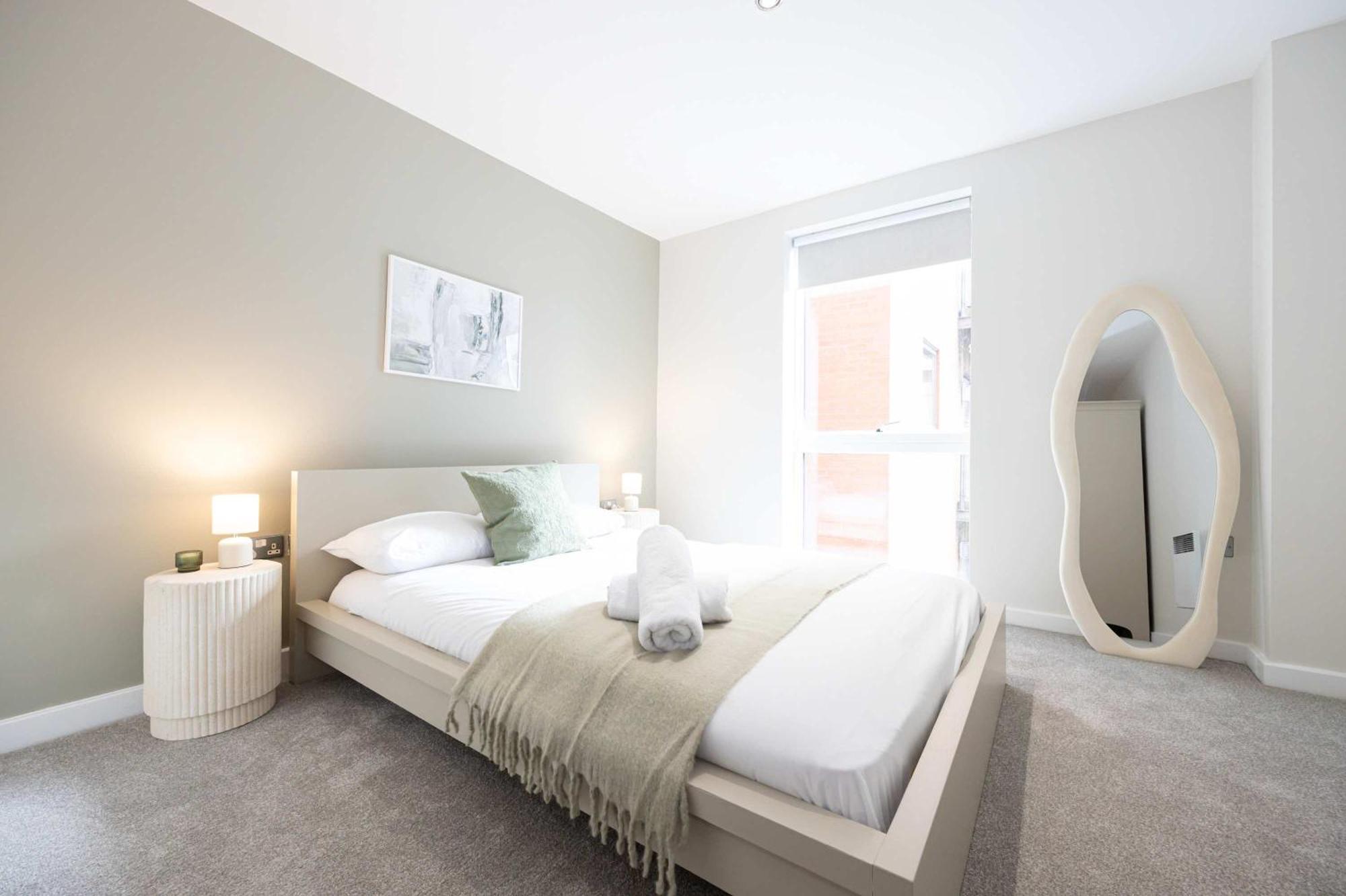 2 Bed Flat Free Parking By Superhost Apartment *