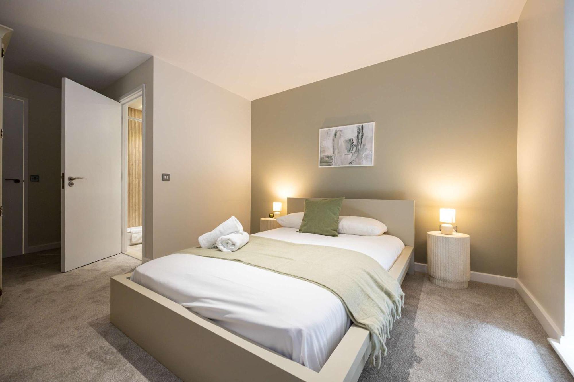 2 Bed Flat Free Parking By Superhost Apartment Manchester