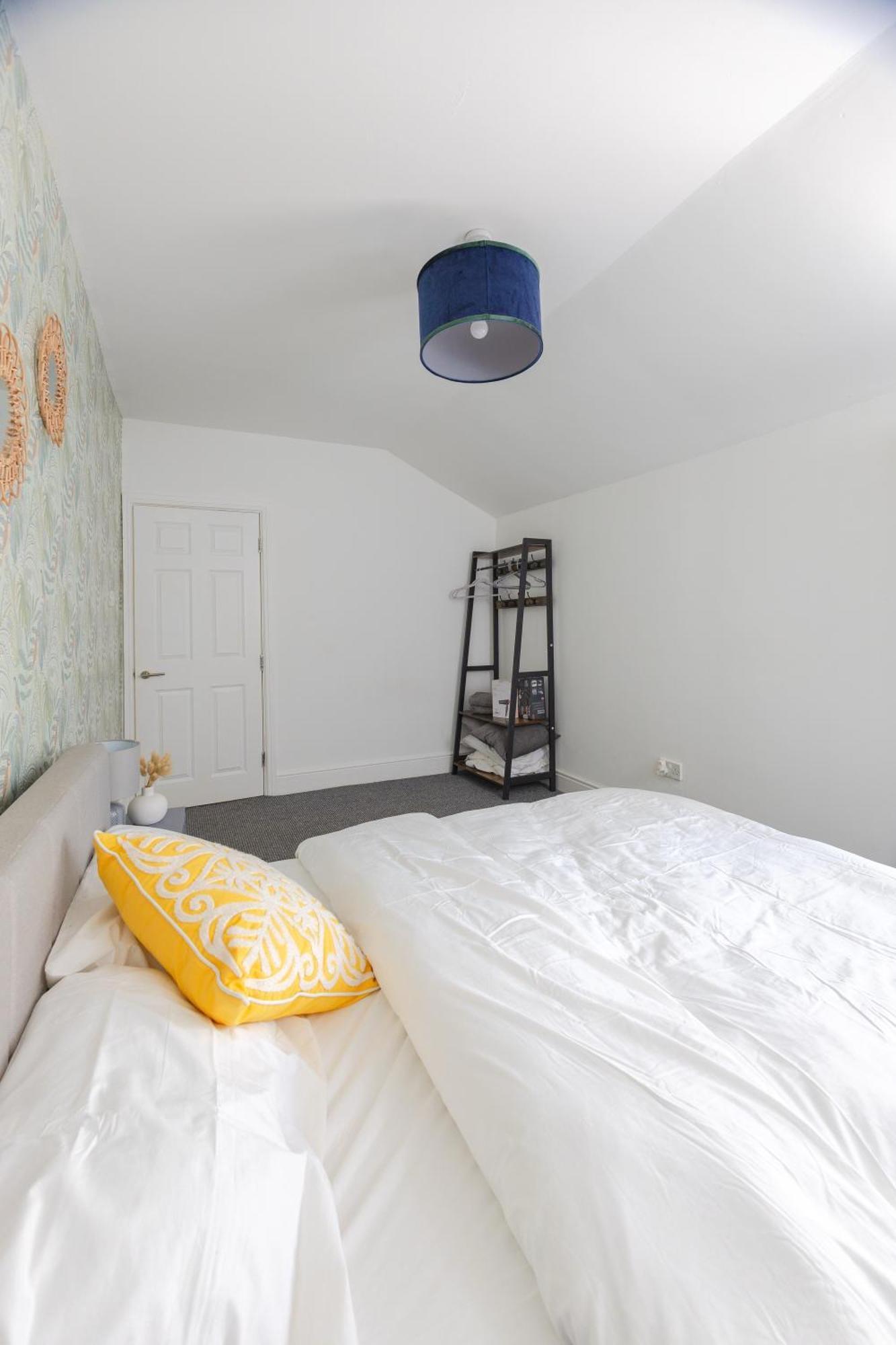 Feel Floor In M16 Apartment
