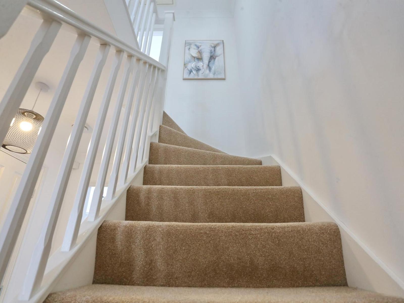 Pass The Keys Stylish House With Balcony Close To Ao Arena Vakantiehuis *