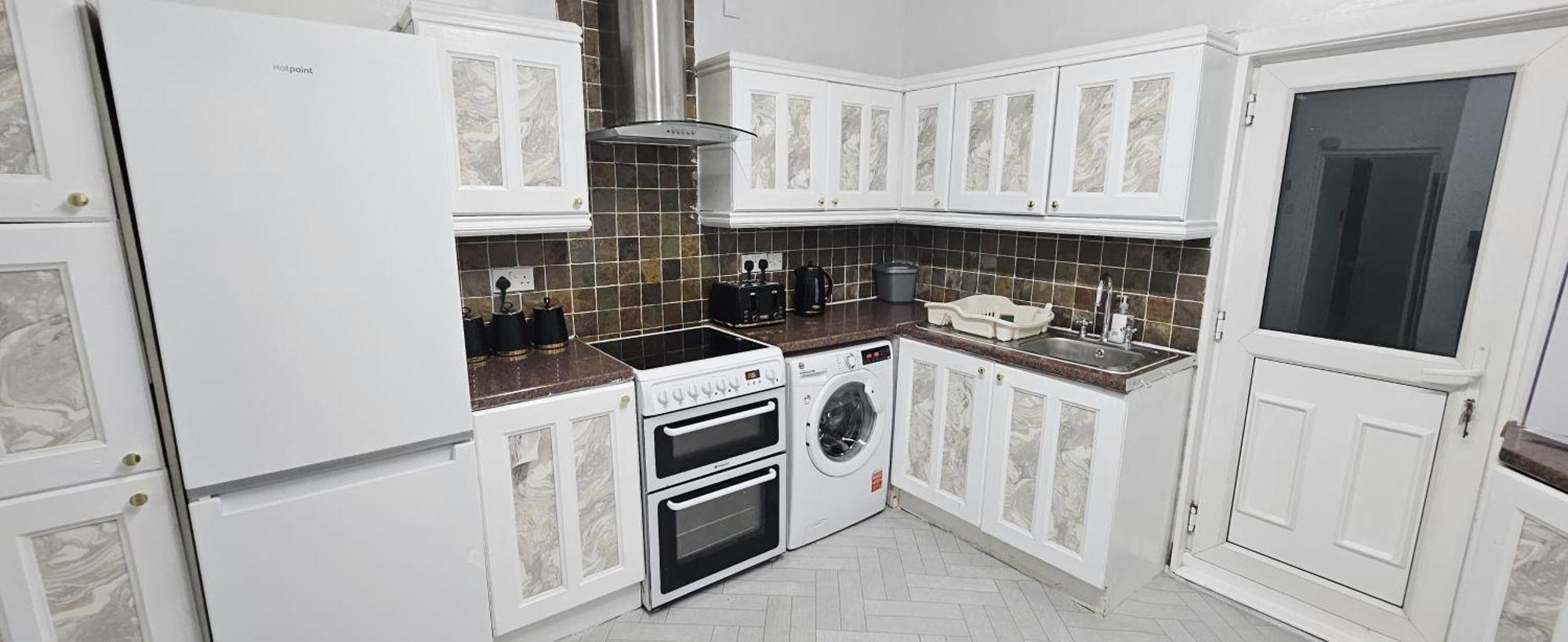 Modern Three Bed House Near Manchester City Centre Manchester