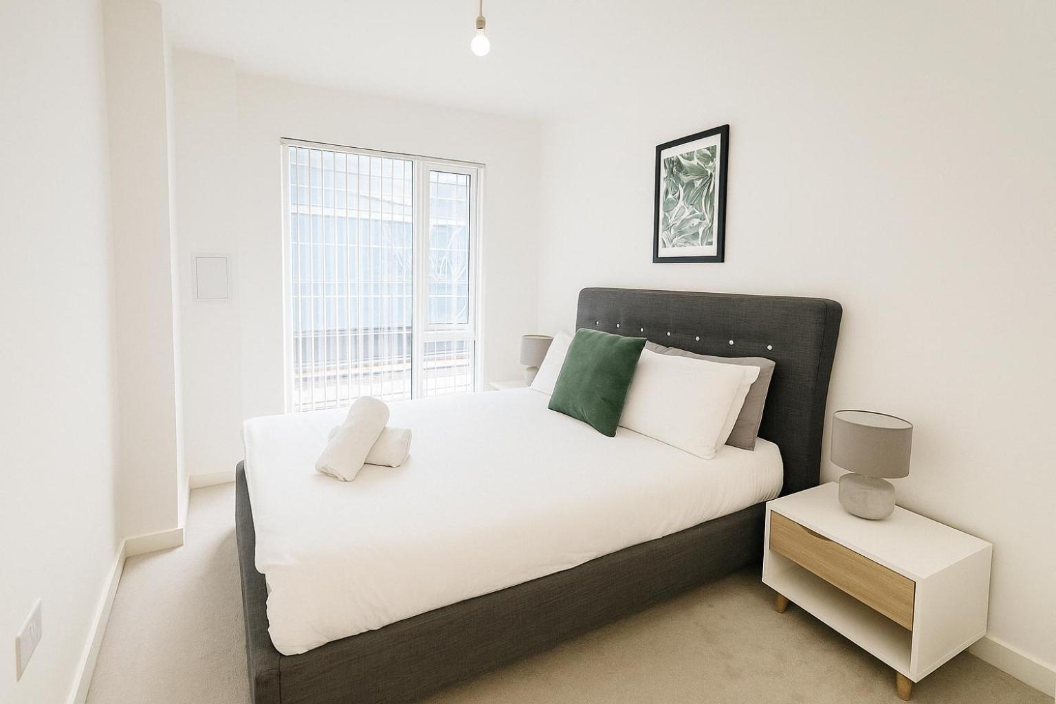 2bed 2bath Free Parking Very * Manchester