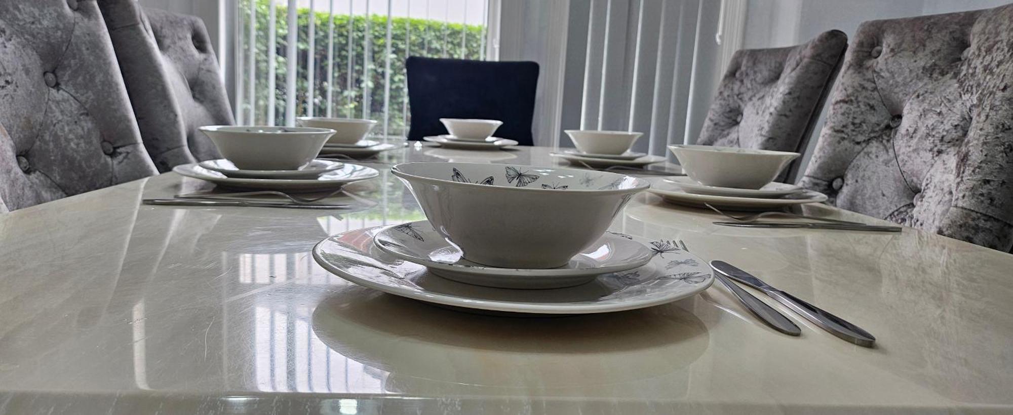 Modern Three Bed House Near Manchester City Centre Holiday home Manchester