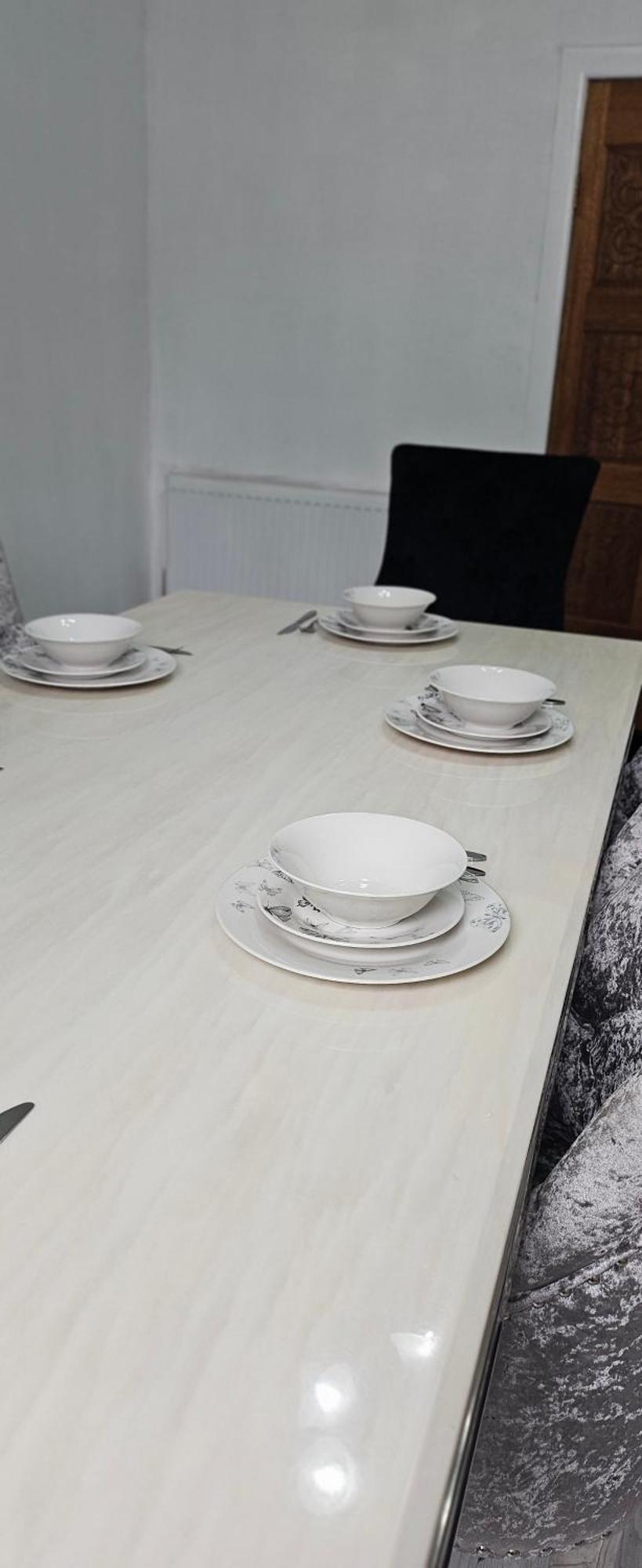 Modern Three Bed House Near Manchester City Centre Holiday home