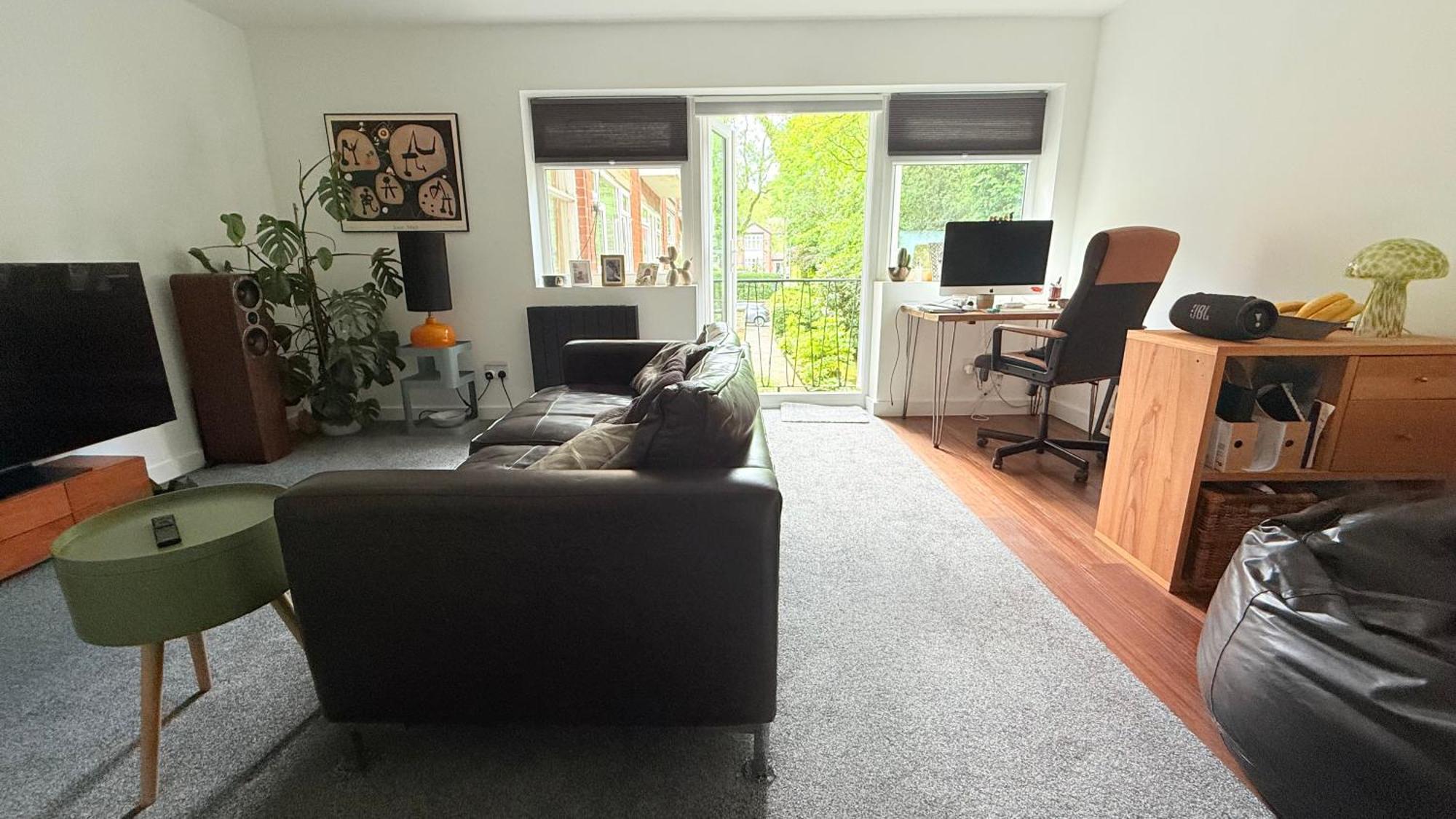 8 Riversdale King Size Manchester