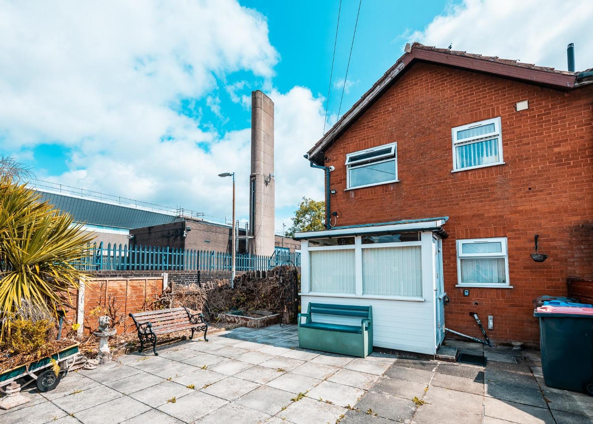 3-bed Retreat - Sleeps 7 Garden & Parking * Manchester