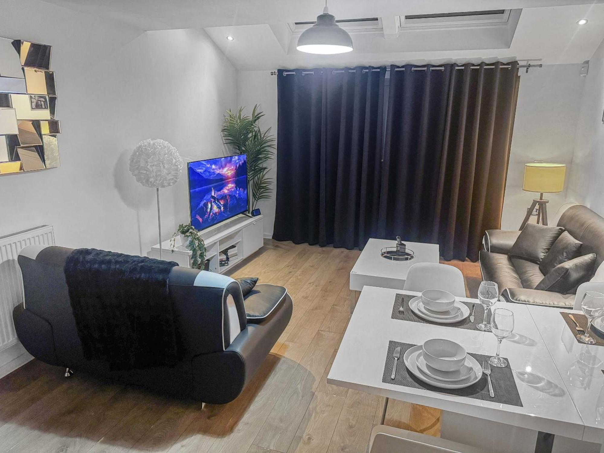Holiday home Chic 3-br House Ao Arena, Centre,old Trafford *