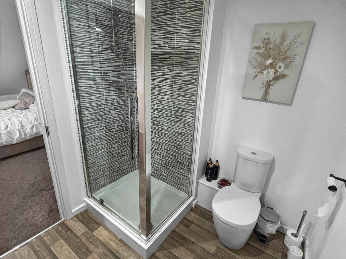 Chic 3-br House Ao Arena, Centre,old Trafford Holiday home *