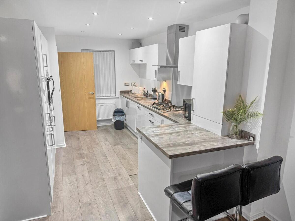 Chic 3-br House Ao Arena, Centre,old Trafford *