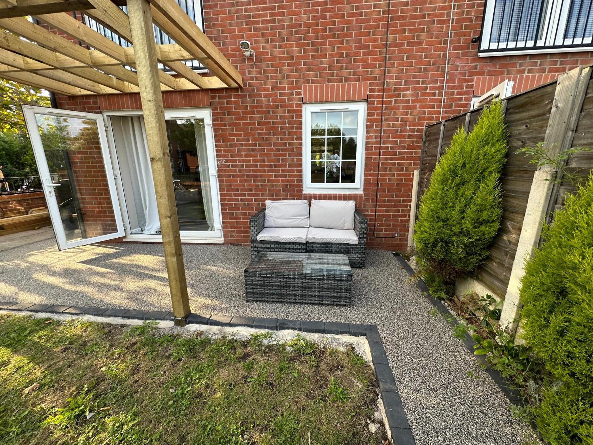 Stylish 4Br Townhouse On Stretford Marina - Waterside Stay In M32 Apartment *