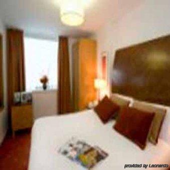 Aparthotel Premier 4*