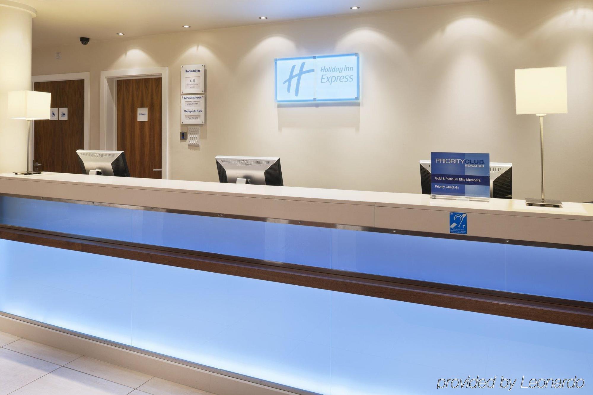 Express Centre By Ihg Hotel