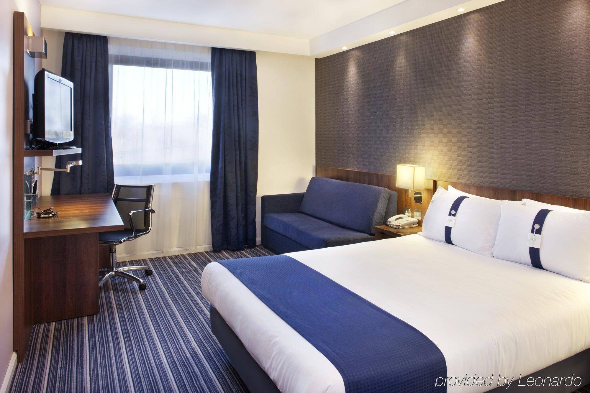 Express Centre By Ihg 3*
