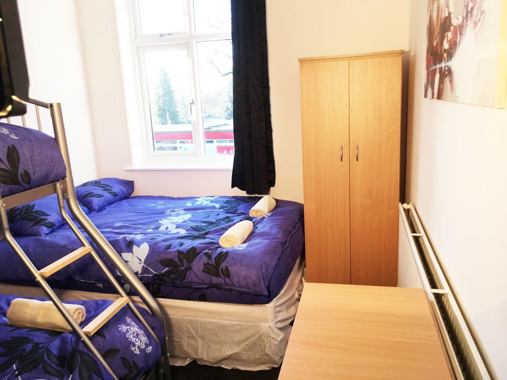 Park Drive Townhouse Manchester
