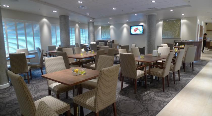 Hotel Express Centre By Ihg