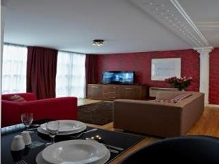 Aparthotel High Street Townhouse 4*