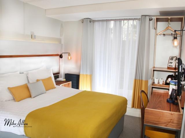 Chancellors Hotel 3*