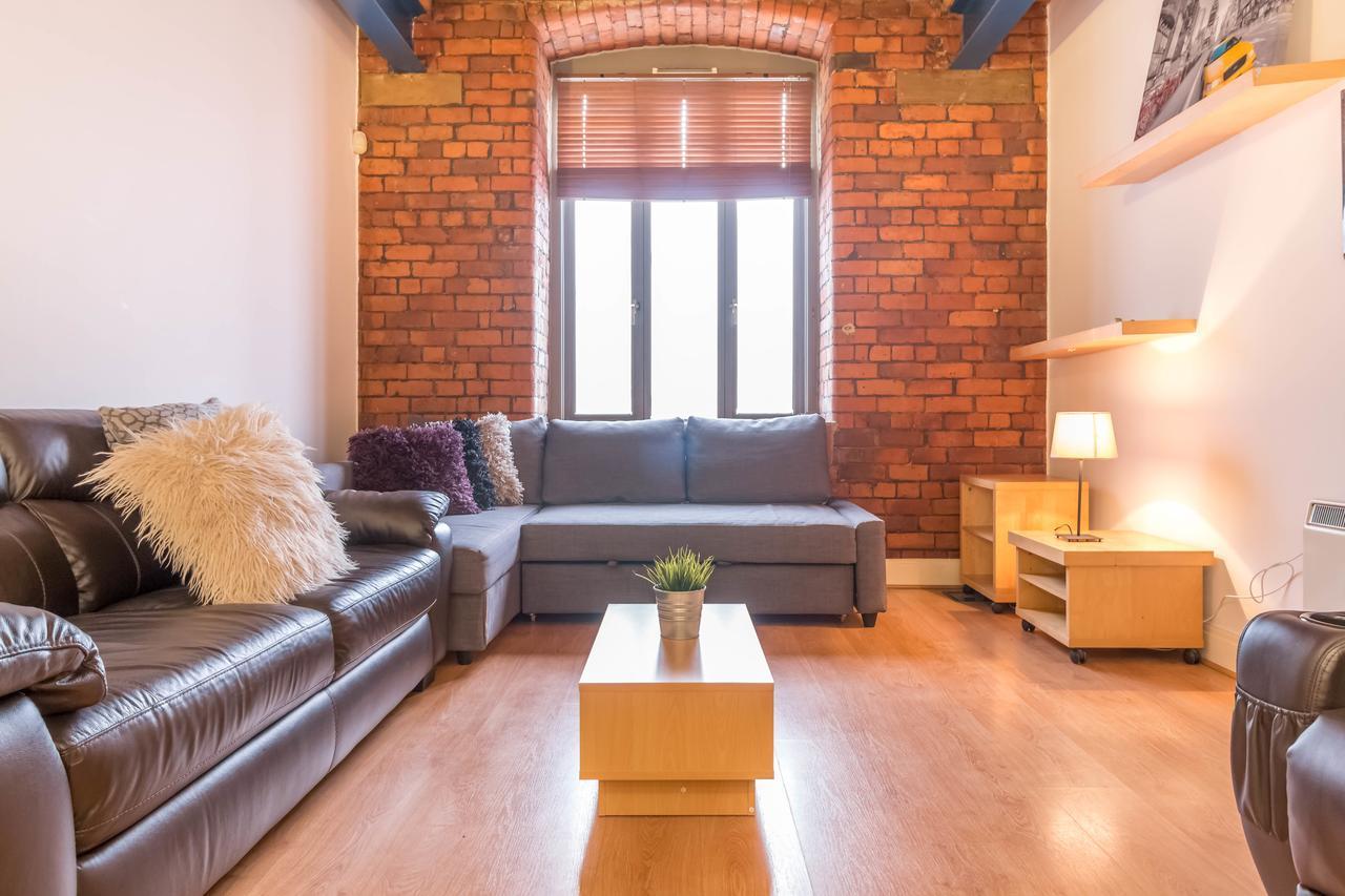 City - M1 Apartment *