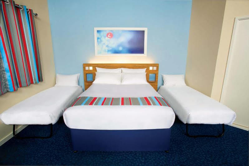 Travelodge Central Arena Hotel