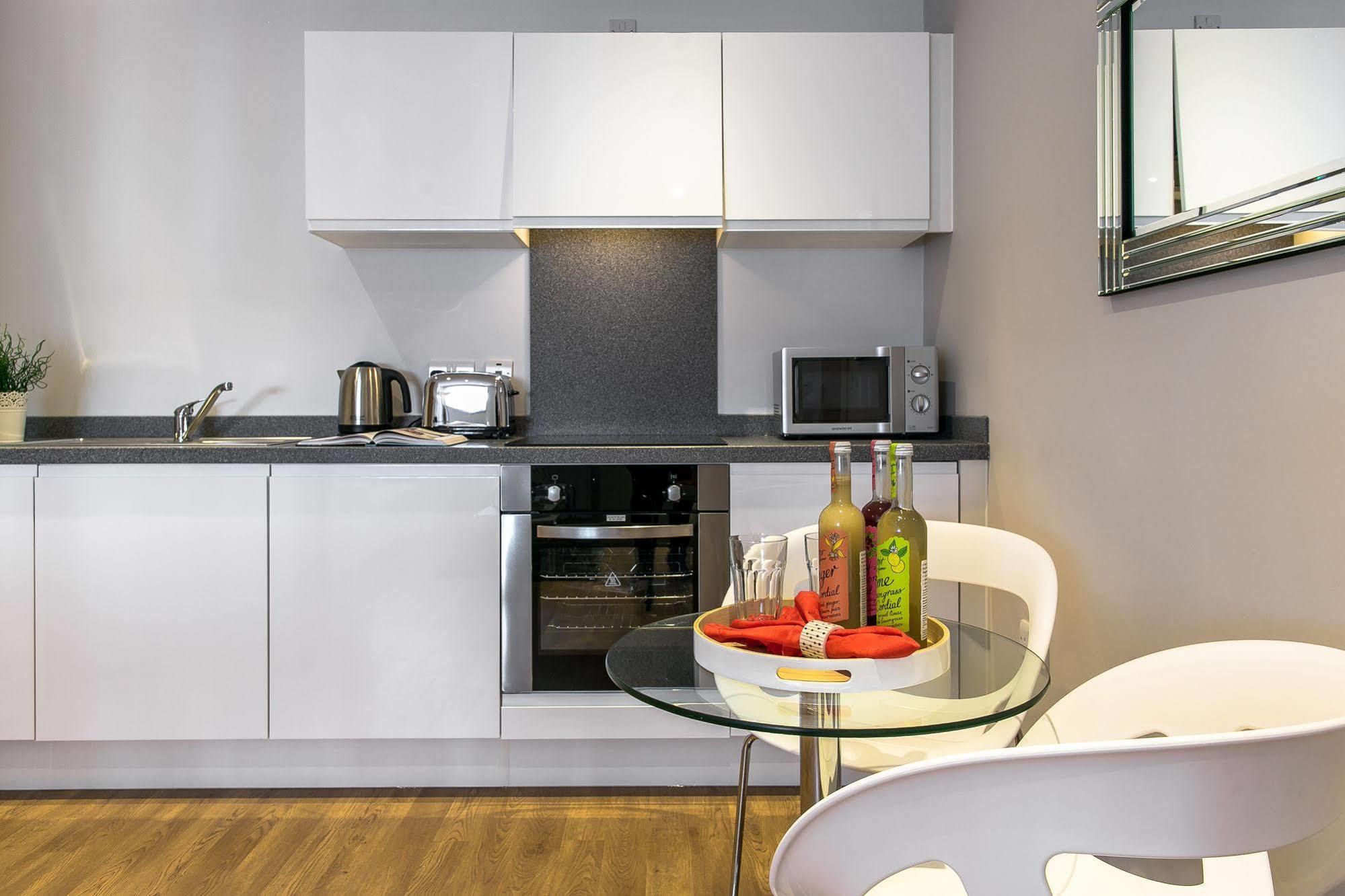 Cove Minshull Street Hotel 4*