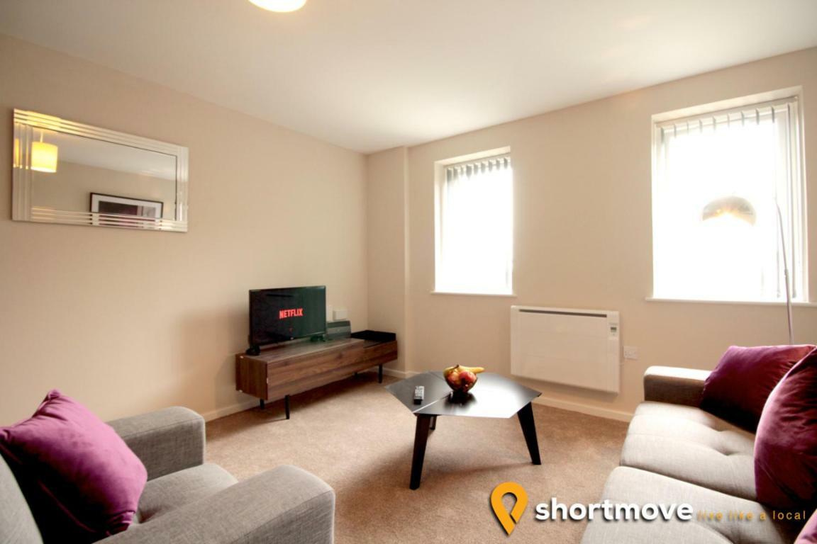 Trafford Bar Apartment *