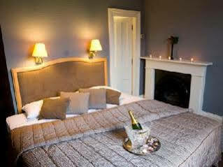 Chancellors Hotel 3*