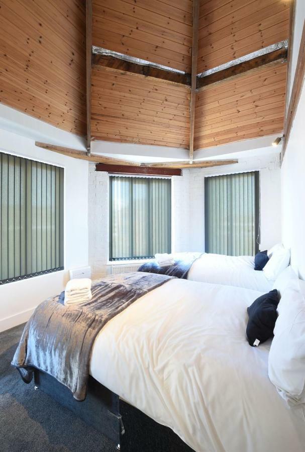 Stunning Penthouse Slps 20