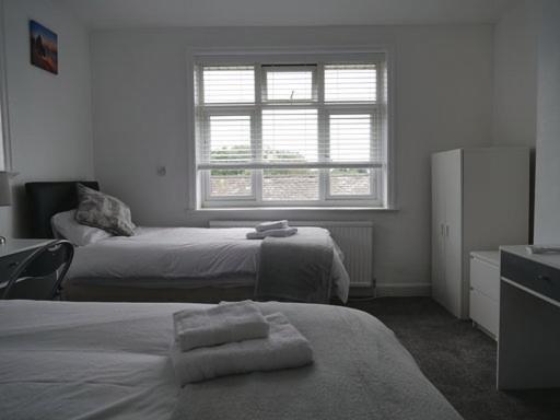 Elsham Gardens * Manchester