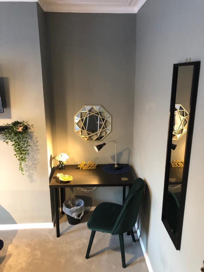 1. Stylish Private Double Near Centre Guest house