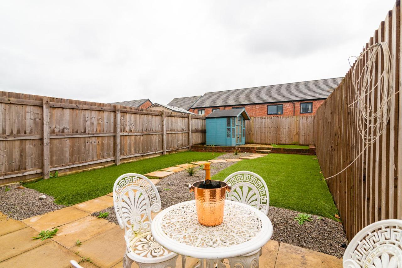 Wenlock Way House, Luxury Serviced Holiday home Manchester