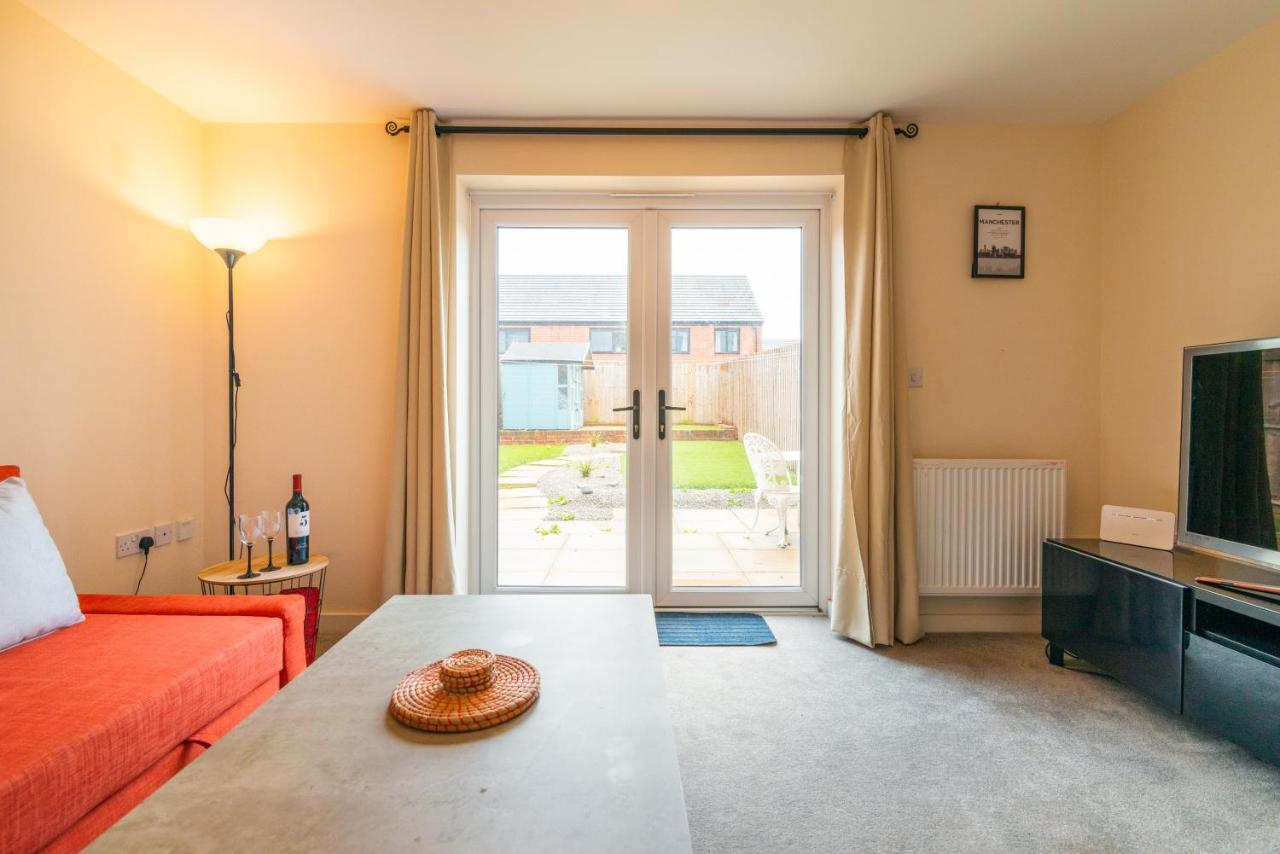 Wenlock Way House, Luxury Serviced Holiday home Manchester