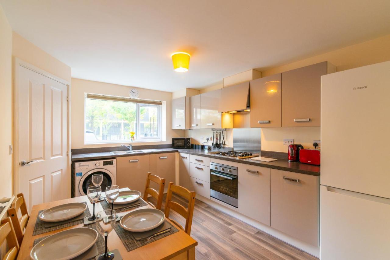 Wenlock Way House, Luxury Serviced Holiday home Manchester