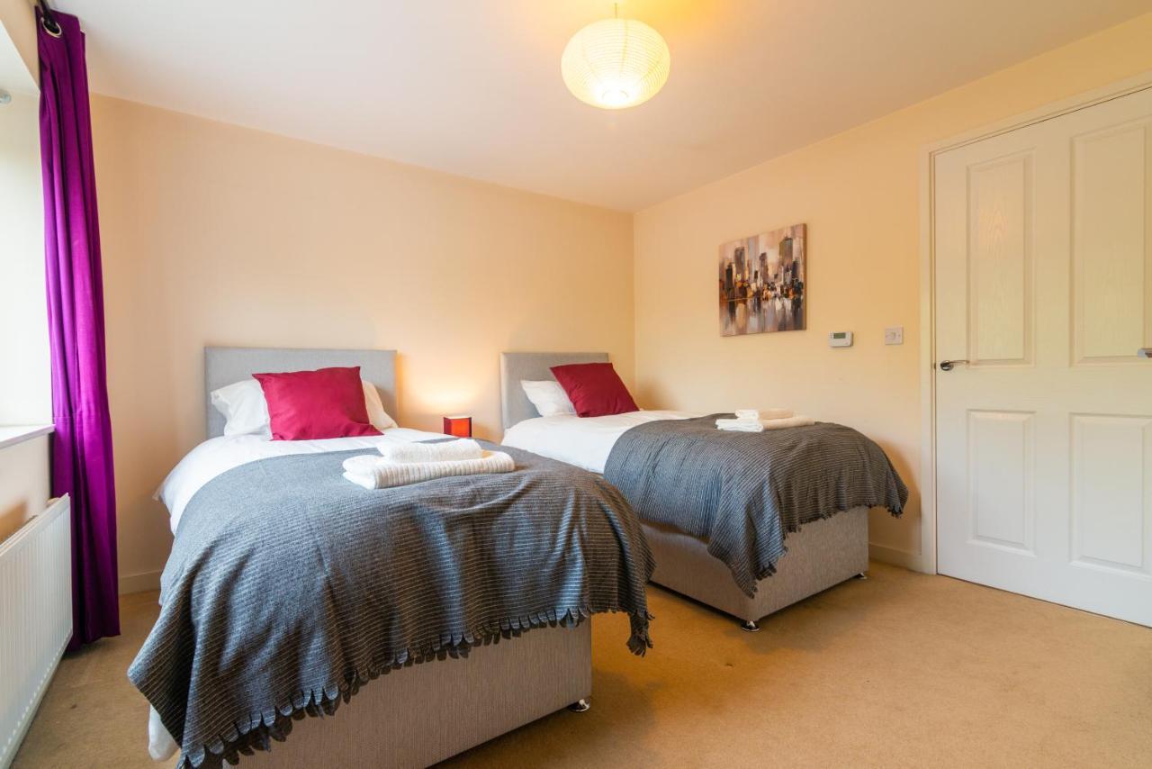 Wenlock Way House, Luxury Serviced Holiday home