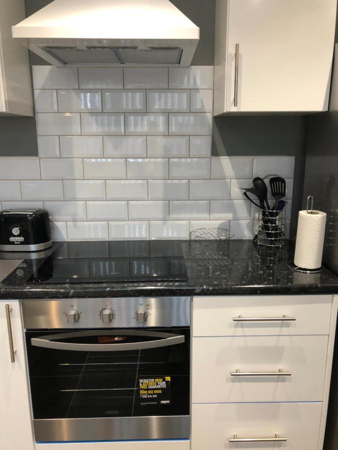 Guest house 3. Stylish Private Double Near Centre Manchester