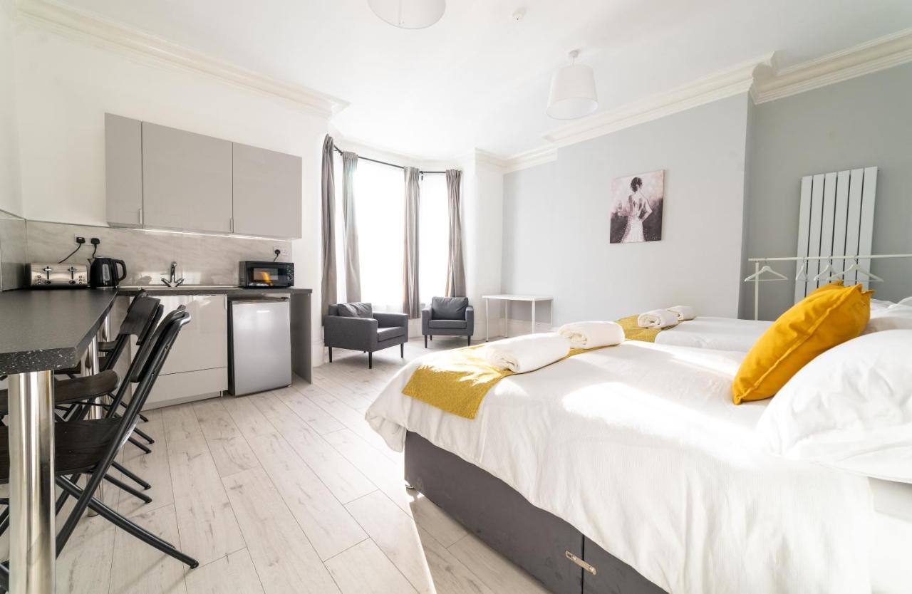 Regency Bed & Breakfast 2*