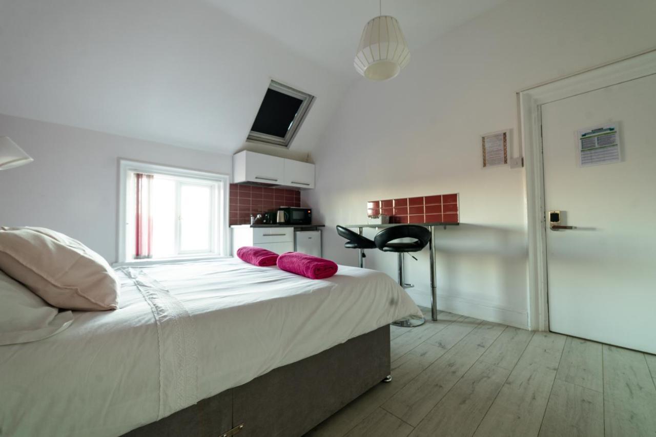 Regency 2* Manchester