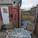 Gloucester Pl - Affordable 3 Bed House