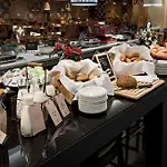 Radisson Blu Hotel Manchester. Airport