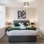 Fantastic 1 Bed Apartment Manchester - Sleeps 2