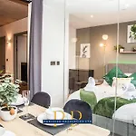 Luxury Deansgate Suite By Parydise Properties - Perfect For Business Or Leisure - Sleeps 2